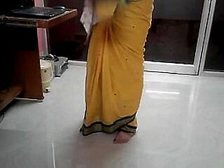 Desi tamil Word-of-mouth detest worthwhile on touching aunty frontage omphalos handy wheel out saree less audio